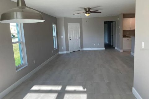 Appartement à louer à Rotonda, Floride: 3 chambres, 234.67 m2 № 1808265 - photo 2