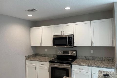 Appartement à louer à Rotonda, Floride: 3 chambres, 234.67 m2 № 1808265 - photo 8