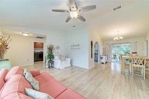 Villa ou maison à vendre à Port Charlotte, Floride: 4 chambres, 206.71 m2 № 2400172 - photo 11