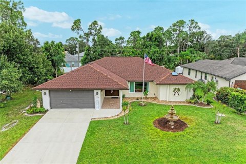Villa ou maison à vendre à Port Charlotte, Floride: 4 chambres, 206.71 m2 № 2400172 - photo 2