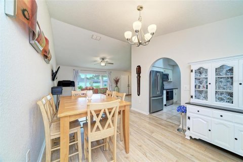 Villa ou maison à vendre à Port Charlotte, Floride: 4 chambres, 206.71 m2 № 2400172 - photo 16