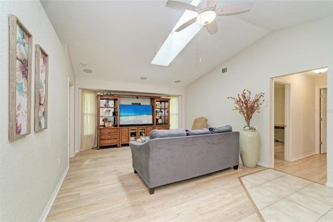 Villa ou maison à vendre à Port Charlotte, Floride: 4 chambres, 206.71 m2 № 2400172 - photo 27