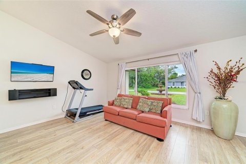 Villa ou maison à vendre à Port Charlotte, Floride: 4 chambres, 206.71 m2 № 2400172 - photo 13