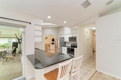 Villa ou maison à vendre à Port Charlotte, Floride: 4 chambres, 206.71 m2 № 2400172 - photo 19