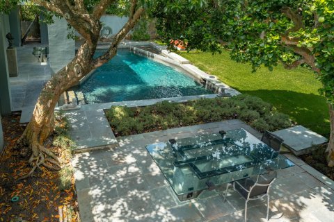 House in Palm Beach, Florida 2 bedrooms, 267.84 sq.m. № 2251534