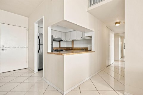 Condominio en venta en Miami Beach, Florida, 3 dormitorios, 109.72 m2 № 2246092 - foto 4