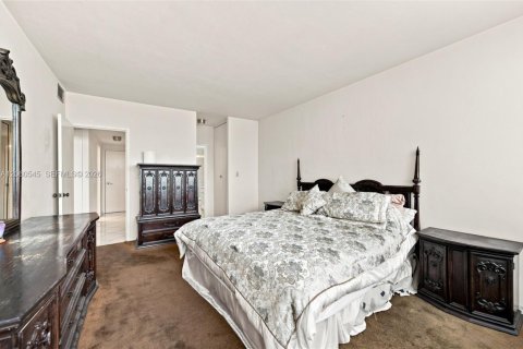 Condominio en venta en Miami Beach, Florida, 3 dormitorios, 109.72 m2 № 2246092 - foto 16