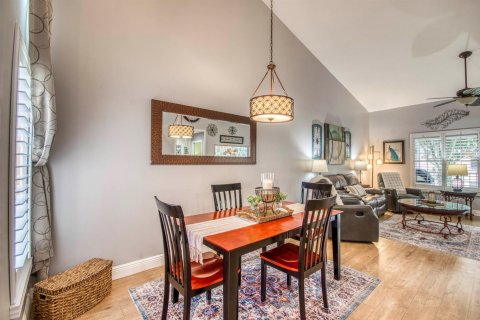 Condo in Jupiter, Florida, 2 bedrooms № 2409766 - photo 11