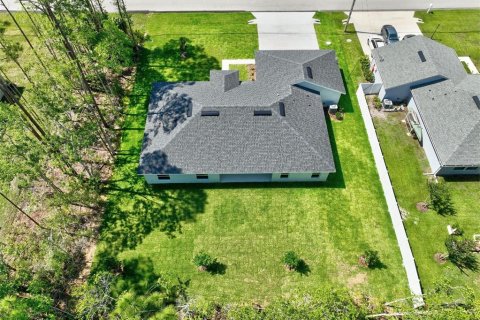 House in Palm Coast, Florida 3 bedrooms, 205.13 sq.m. № 1638028 - photo 21