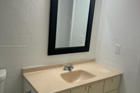 Снять в аренду кондоминиум в Майами, Флорида 1 спальня, 78.04м2, № 2015496 - фото 10