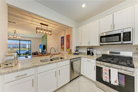Townhouse in Bradenton, Florida 3 bedrooms, 178.84 sq.m. № 1904496 - photo 16