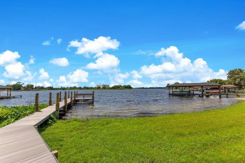 House in Orlando, Florida 4 bedrooms, 395.58 sq.m. № 1777479 - photo 2