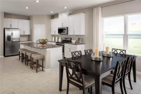 Casa en venta en Lady Lake, Florida, 3 dormitorios, 221.48 m2 № 2227234 - foto 6