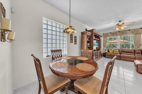 Villa ou maison à vendre à Parkland, Floride: 4 chambres, 222.69 m2 № 2272047 - photo 18