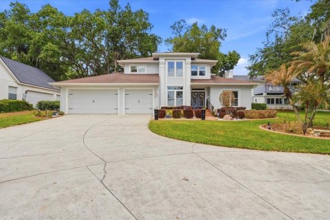 Casa en Auburndale, Florida 3 dormitorios, 239.5 m2 № 2134727
