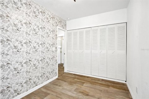 Commercial property in Tampa, Florida 181.81 sq.m. № 2109785 - photo 21