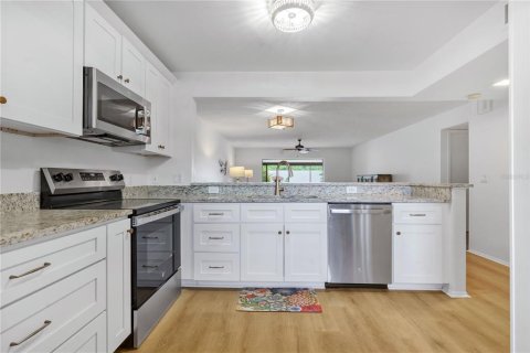 Copropriété à vendre à Bradenton, Floride: 2 chambres, 130.81 m2 № 2375616 - photo 14