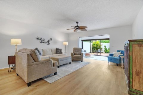 Copropriété à vendre à Bradenton, Floride: 2 chambres, 130.81 m2 № 2375616 - photo 17