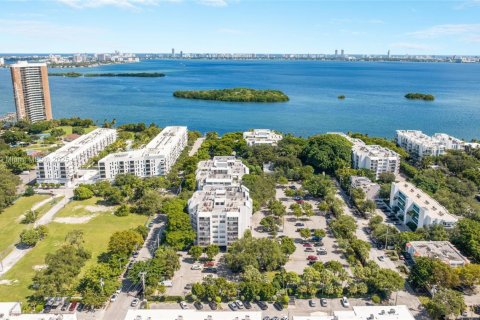 Купить кондоминиум в Майами, Флорида 53.05м2, № 2014582 - фото 19