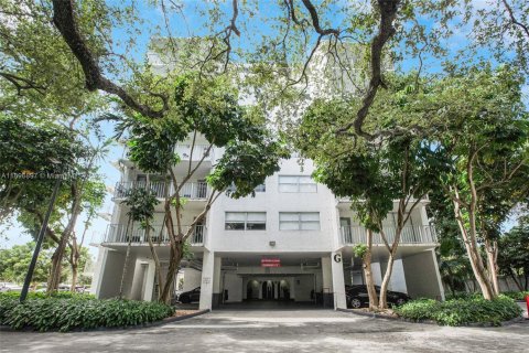 Купить кондоминиум в Майами, Флорида 53.05м2, № 2014582 - фото 15