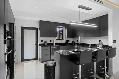 Casa en venta en Hollywood, Florida, 3 dormitorios, 86.77 m2 № 1970515 - foto 6