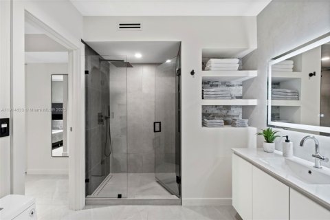 Casa en venta en Hollywood, Florida, 3 dormitorios, 86.77 m2 № 1970515 - foto 11