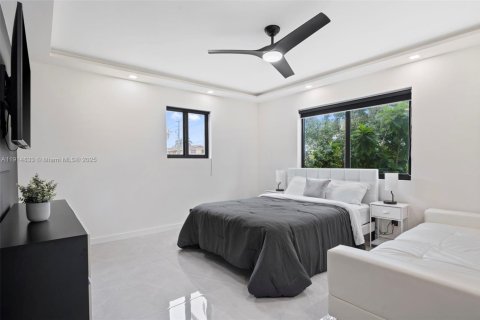 Casa en venta en Hollywood, Florida, 3 dormitorios, 86.77 m2 № 1970515 - foto 19