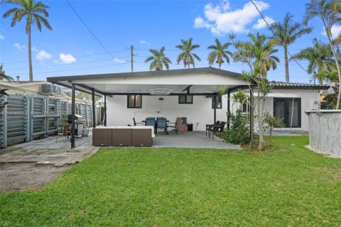Casa en venta en Hollywood, Florida, 3 dormitorios, 86.77 m2 № 1970515 - foto 22