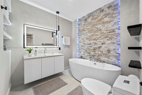 Casa en venta en Hollywood, Florida, 3 dormitorios, 86.77 m2 № 1970515 - foto 12