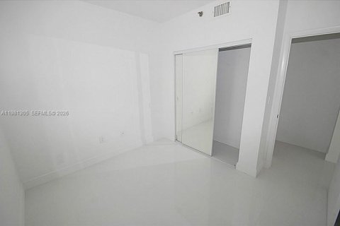 Appartement à louer à Miami Beach, Floride: 2 chambres, 65.96 m2 № 2044367 - photo 5