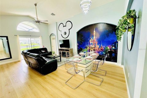 Villa ou maison à vendre à Kissimmee, Floride: 4 chambres, 170.01 m2 № 2299541 - photo 5