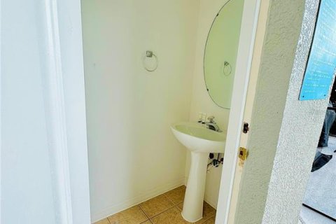 Villa ou maison à vendre à Kissimmee, Floride: 4 chambres, 170.01 m2 № 2299541 - photo 25