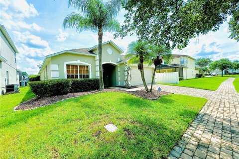 Villa ou maison à vendre à Kissimmee, Floride: 4 chambres, 170.01 m2 № 2299541 - photo 2