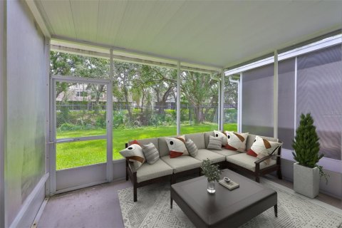 Купить таунхаус в Ривервью, Флорида 7 комнат, 152.73м2, № 1913185 - фото 4