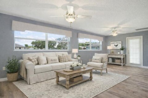 House in Okeechobee, Florida 2 bedrooms, 160.91 sq.m. № 2146303 - photo 15