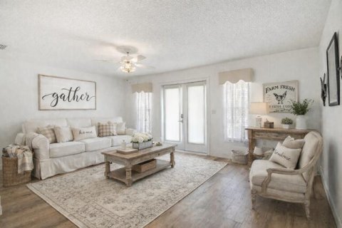 House in Okeechobee, Florida 2 bedrooms, 160.91 sq.m. № 2146303 - photo 24