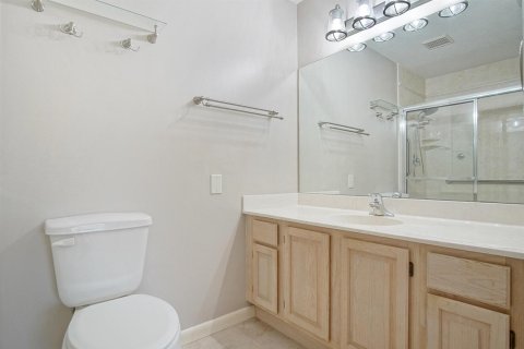 House in Okeechobee, Florida 2 bedrooms, 160.91 sq.m. № 2146303 - photo 11