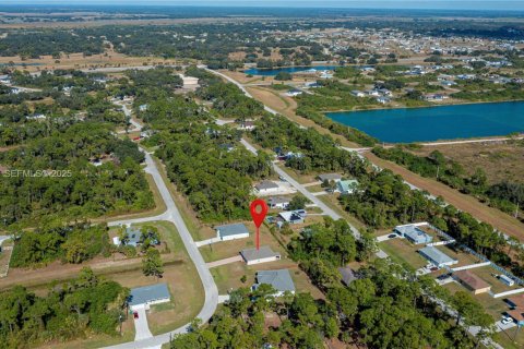 House in LaBelle, Florida 4 bedrooms № 1984337 - photo 5