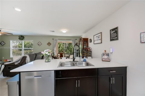 House in LaBelle, Florida 4 bedrooms № 1984337 - photo 27