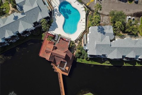 Condo in Orlando, Florida, 2 bedrooms  № 1561753 - photo 8