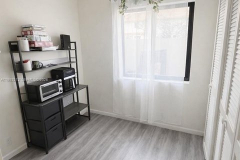 Купить таунхаус в Дейви, Флорида 2 спальни, 123.37м2, № 2090447 - фото 15