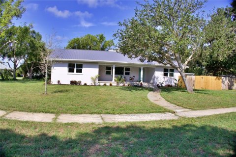 House in New Smyrna Beach, Florida 4 bedrooms, 261.24 sq.m. № 1760111 - photo 5