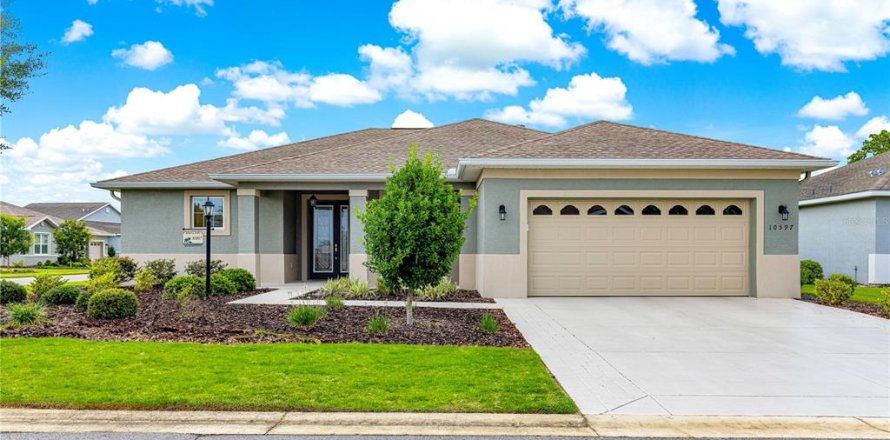 House in Ocala, Florida 2 bedrooms, 153.38 sq.m. № 1800554