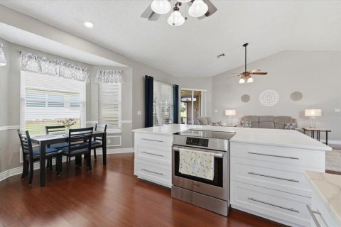 House in Lakeland, Florida 3 bedrooms, 168.52 sq.m. № 2113494 - photo 12