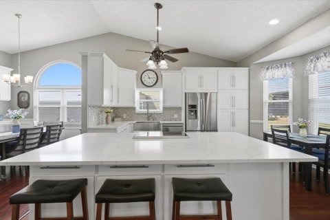 House in Lakeland, Florida 3 bedrooms, 168.52 sq.m. № 2113494 - photo 15