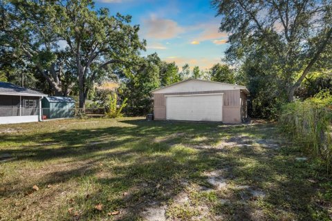 House in Tampa, Florida 3 bedrooms, 93.37 sq.m. № 2200315 - photo 2