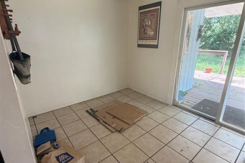House in Gainesville, Florida 3 bedrooms, 127.65 sq.m. № 2102543 - photo 4