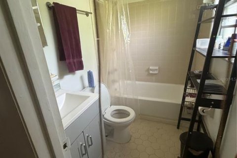 House in Gainesville, Florida 3 bedrooms, 127.65 sq.m. № 2102543 - photo 7
