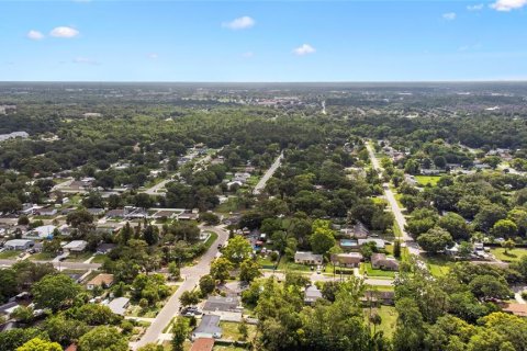 House in Orlando, Florida 3 bedrooms, 136.75 sq.m. № 1780590 - photo 8