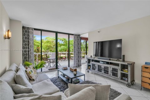 Condominio en venta en Aventura, Florida, 2 dormitorios, 121.7 m2 № 1836207 - foto 9